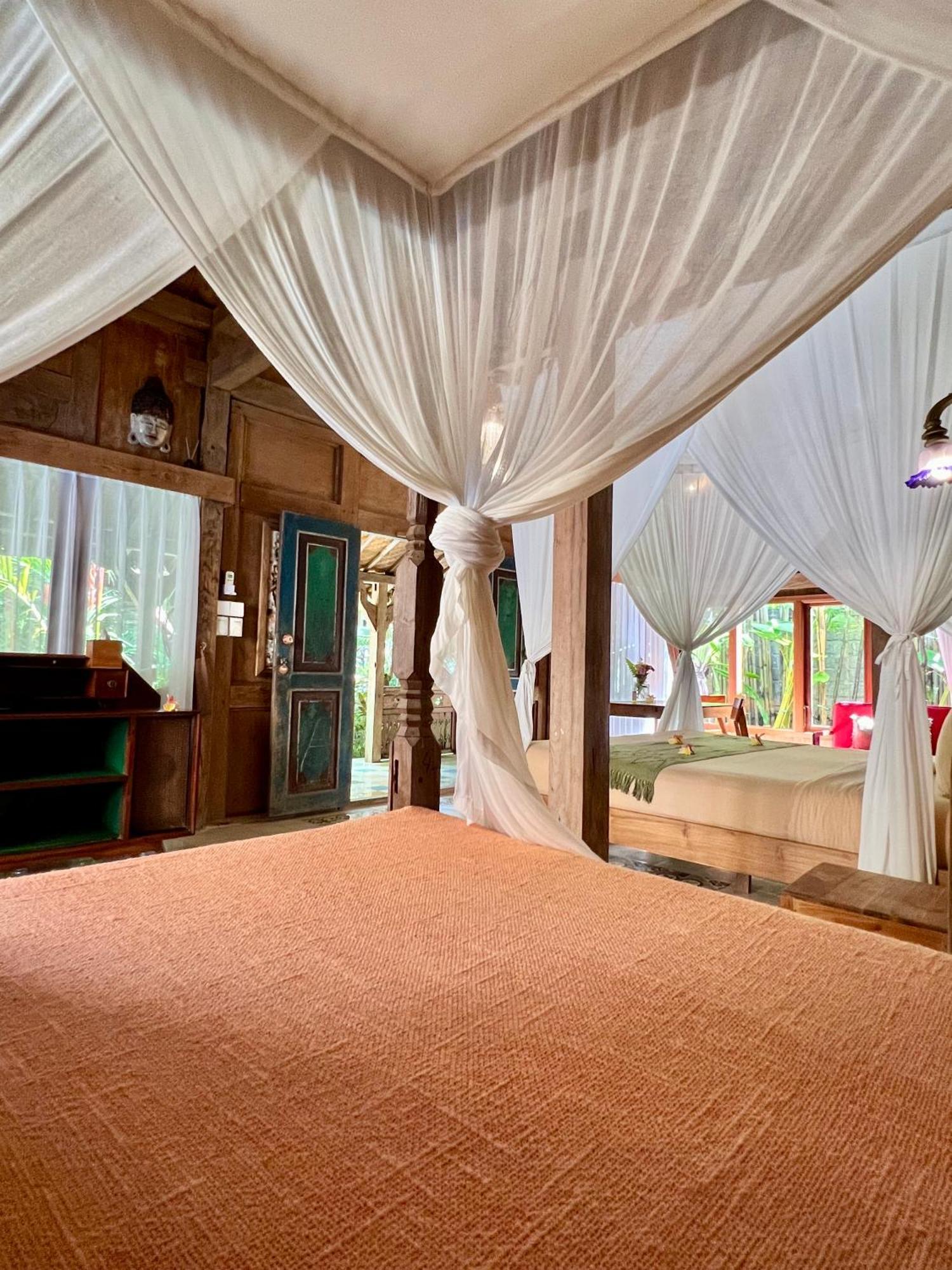Umakayu Joglo Villa Canggu - Boutique Hotel Exterior photo