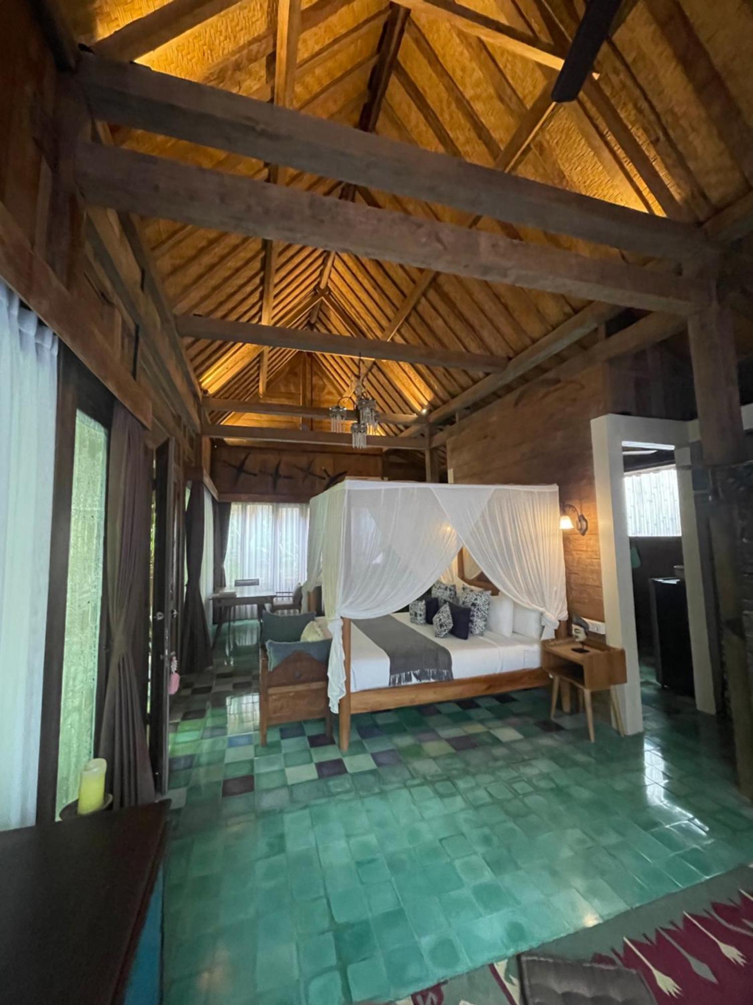 Umakayu Joglo Villa Canggu - Boutique Hotel Exterior photo